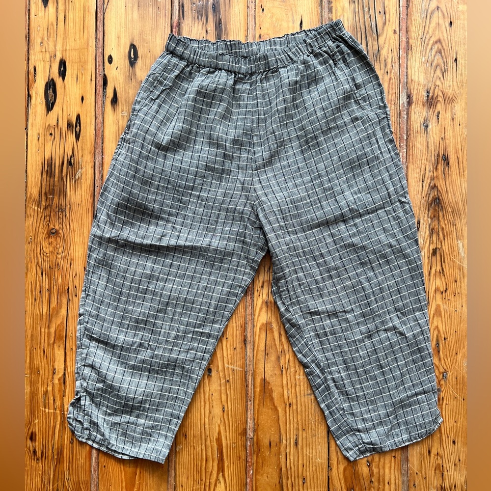Flax cropped pants size petite (small) by Jeanne Engelhart, 100% linen
